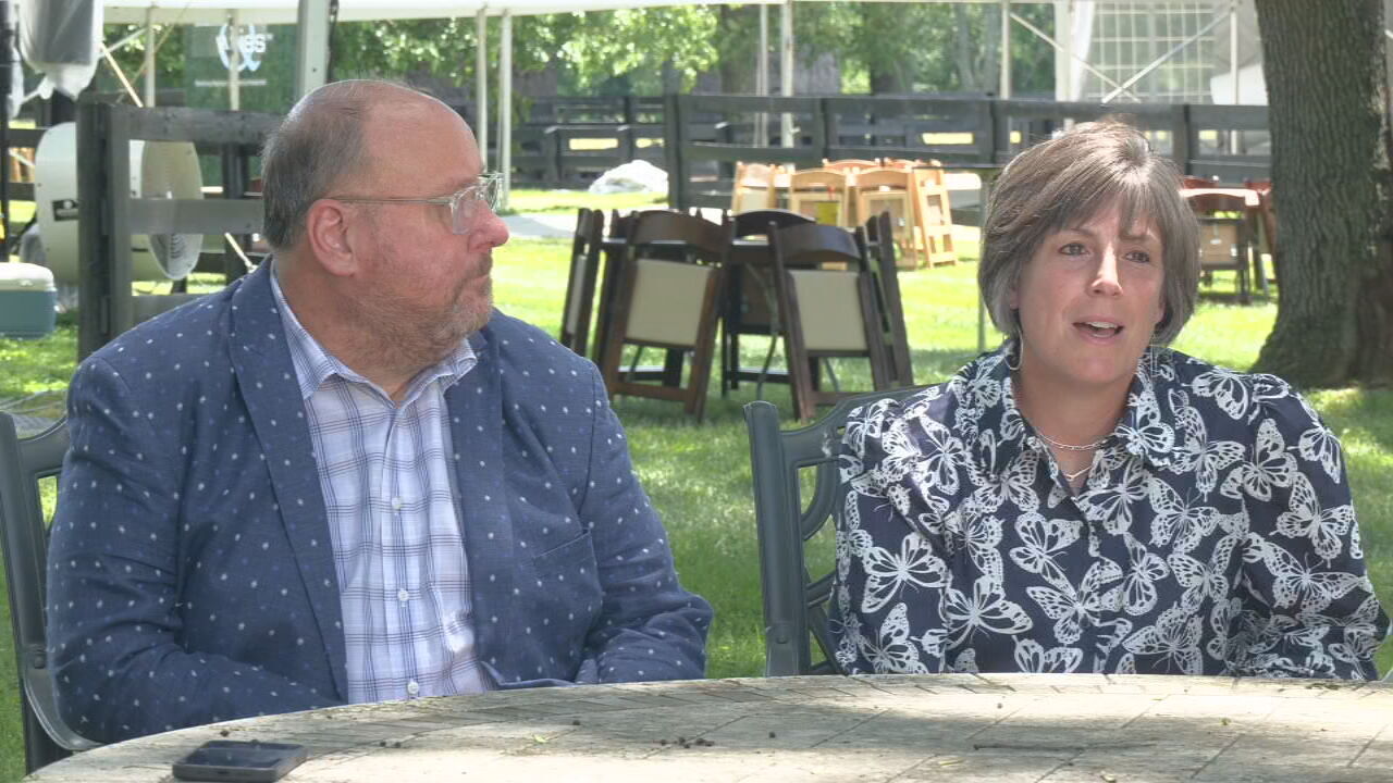 Lenny and Kelly Gant.jpeg